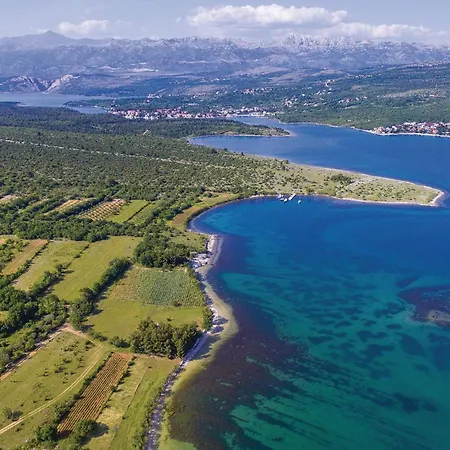 Apartamento Awesome In With Wifi Pridraga